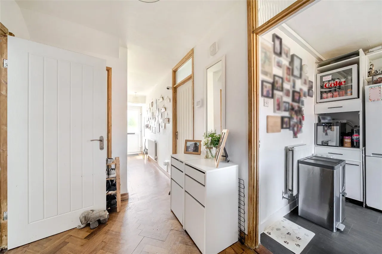 Clifton Close, Farnborough Village, Kent, BR6, photo 10