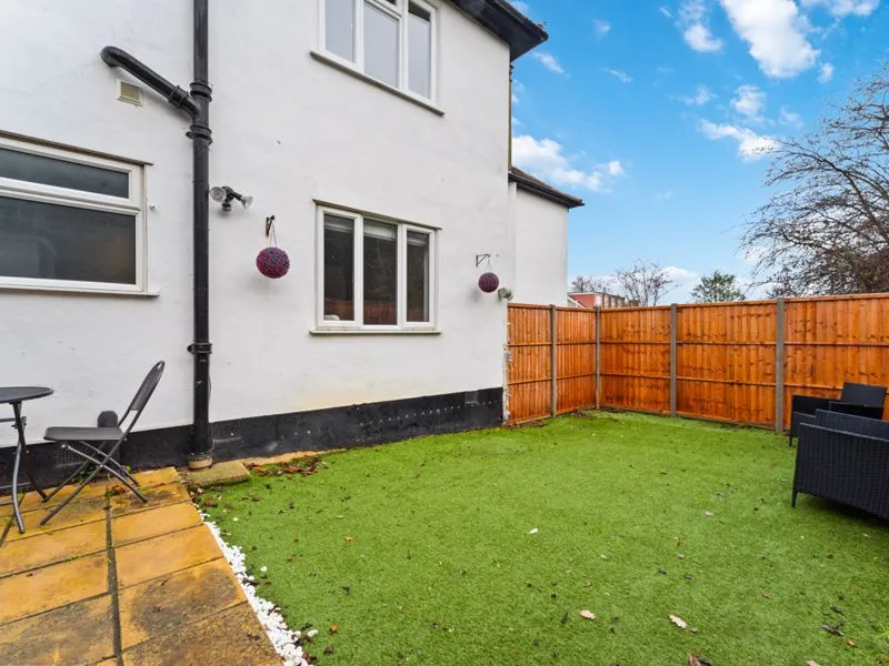 Alberta Avenue Cheam, Sutton SM1 2LQ, photo 7