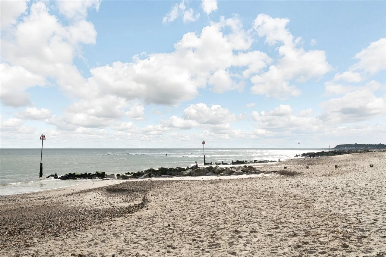 Rook Hill Road, Christchurch, BH23, photo 6