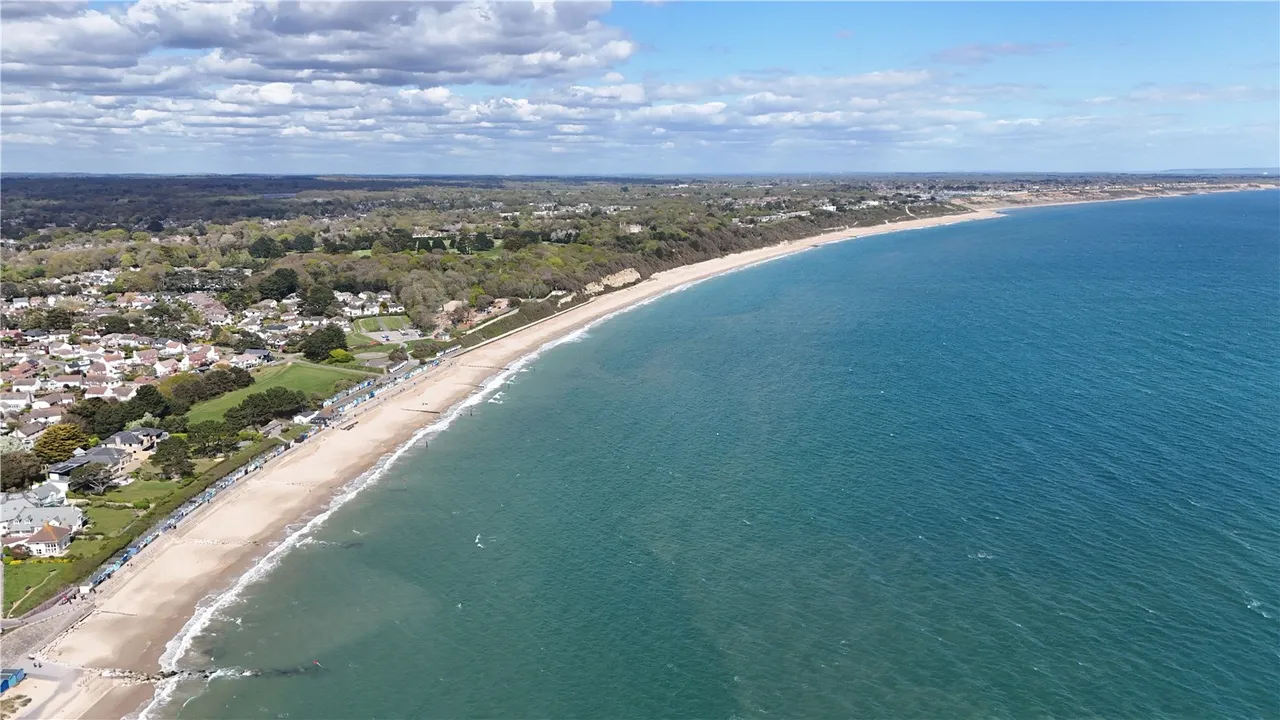 Rook Hill Road, Christchurch, BH23, photo 4
