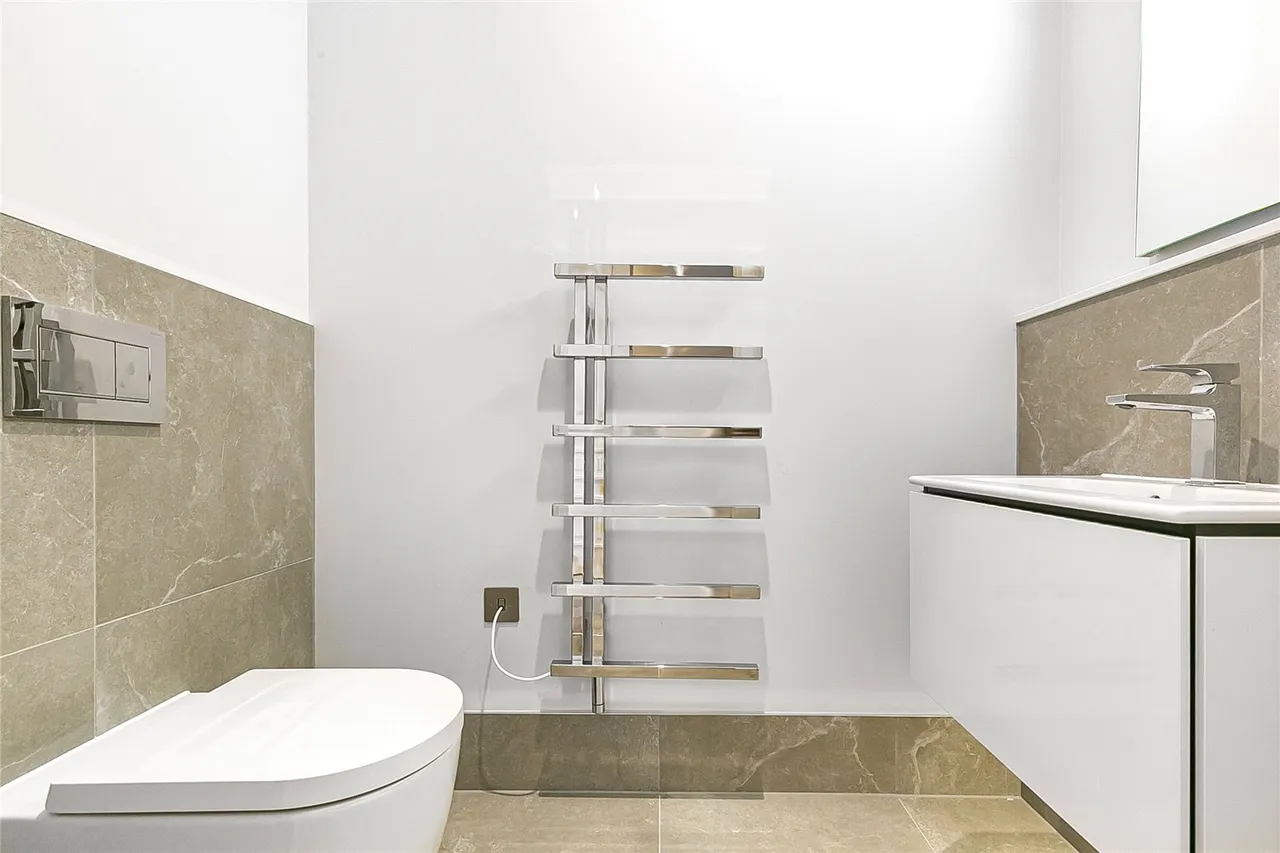 Totteridge Village, London, N20 8AE, photo 17