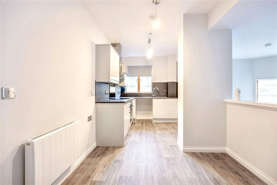 Exchange Street, DD1, photo 15