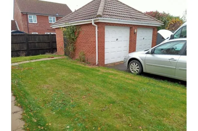 Shearers Drive, Spalding, PE11, photo 3
