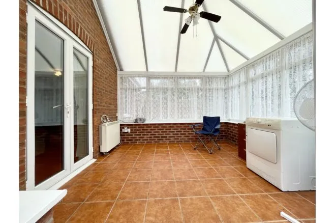 Shearers Drive, Spalding, PE11, photo 16