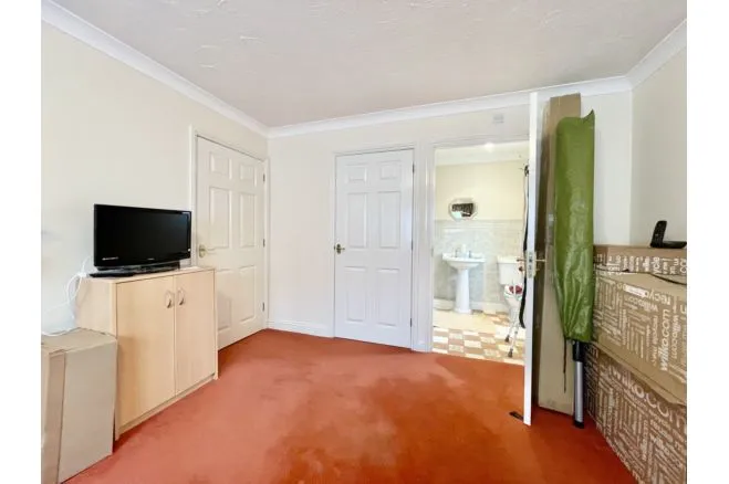 Shearers Drive, Spalding, PE11, photo 10