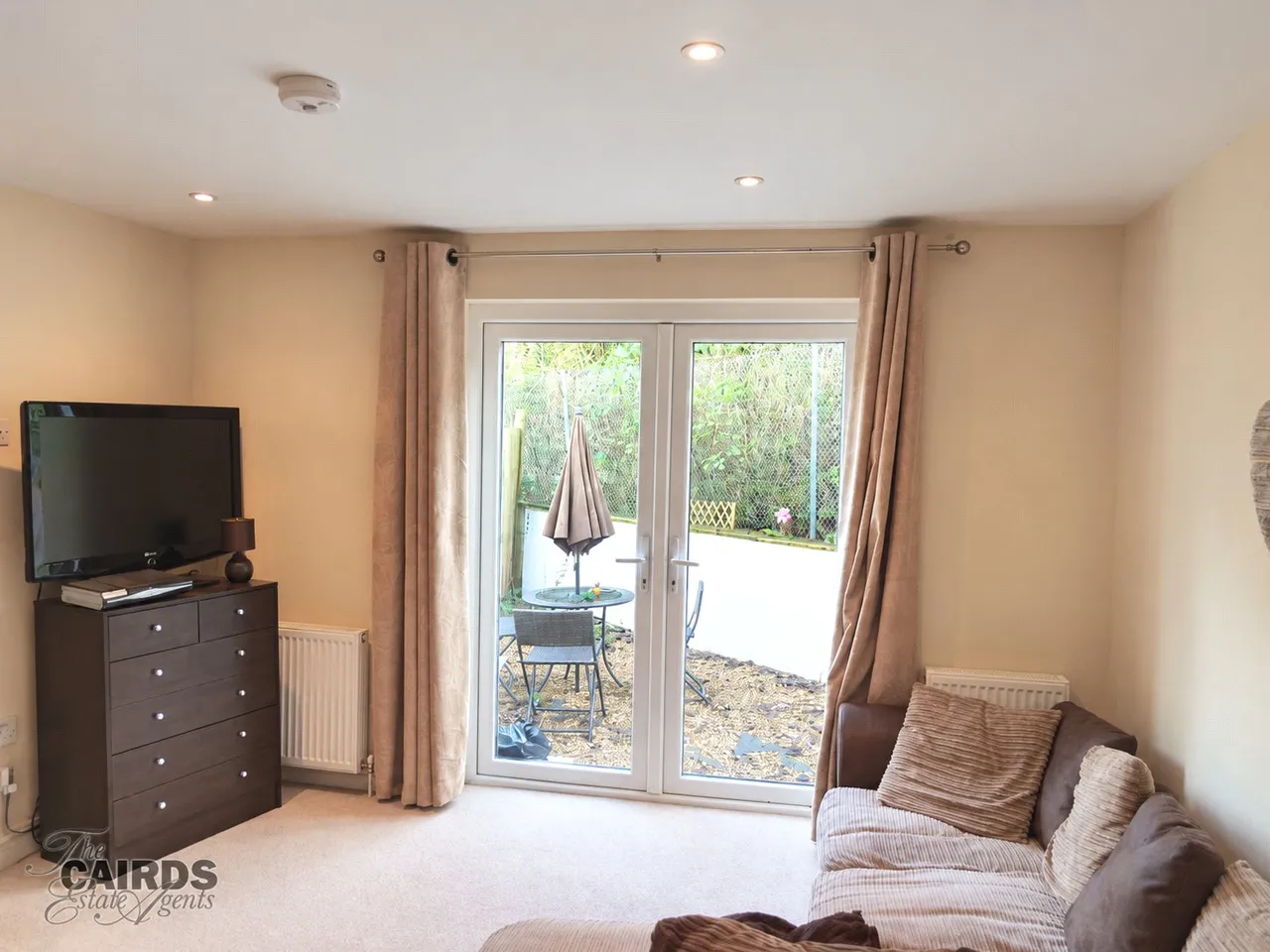 Hook Road, Epsom, KT19, photo 2