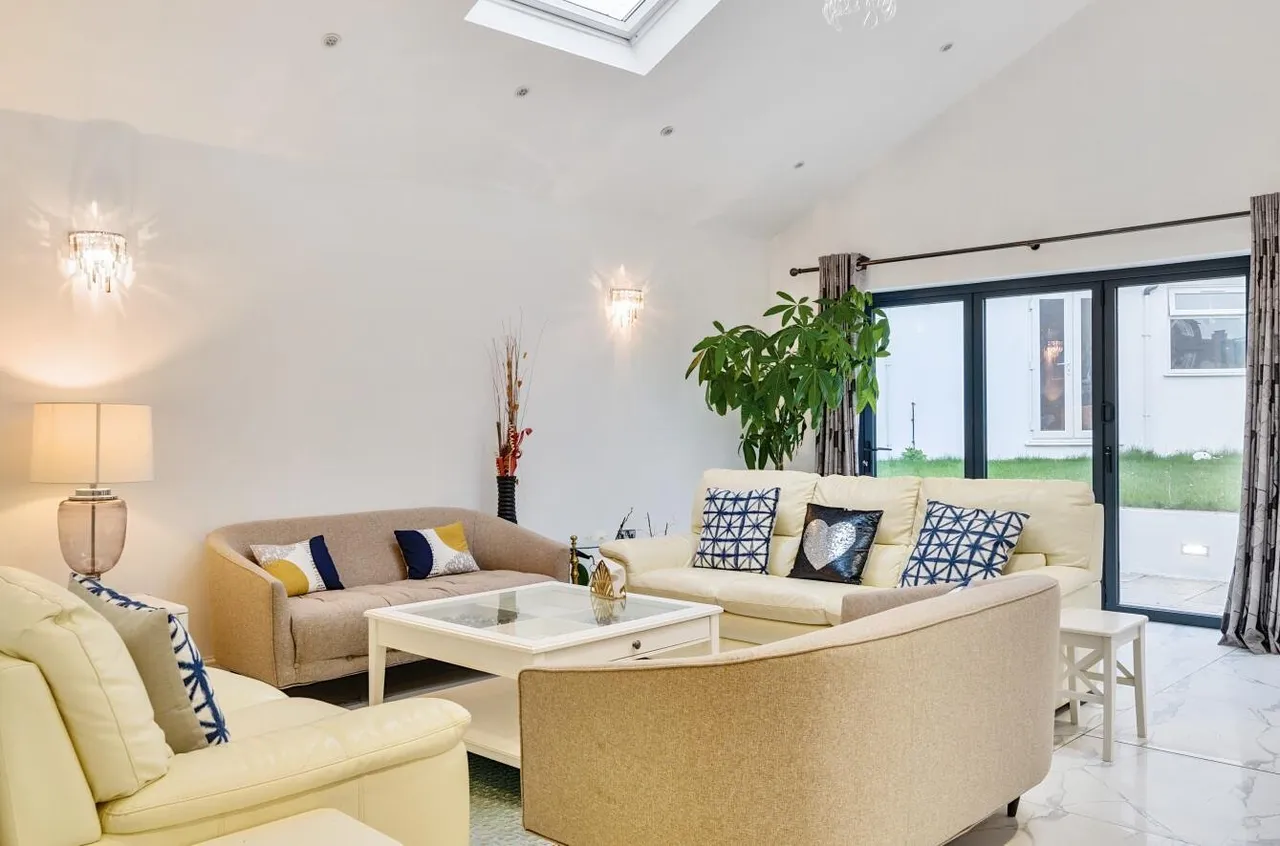 Winkworth Road, Banstead, Surrey, SM7 2QT, photo 11