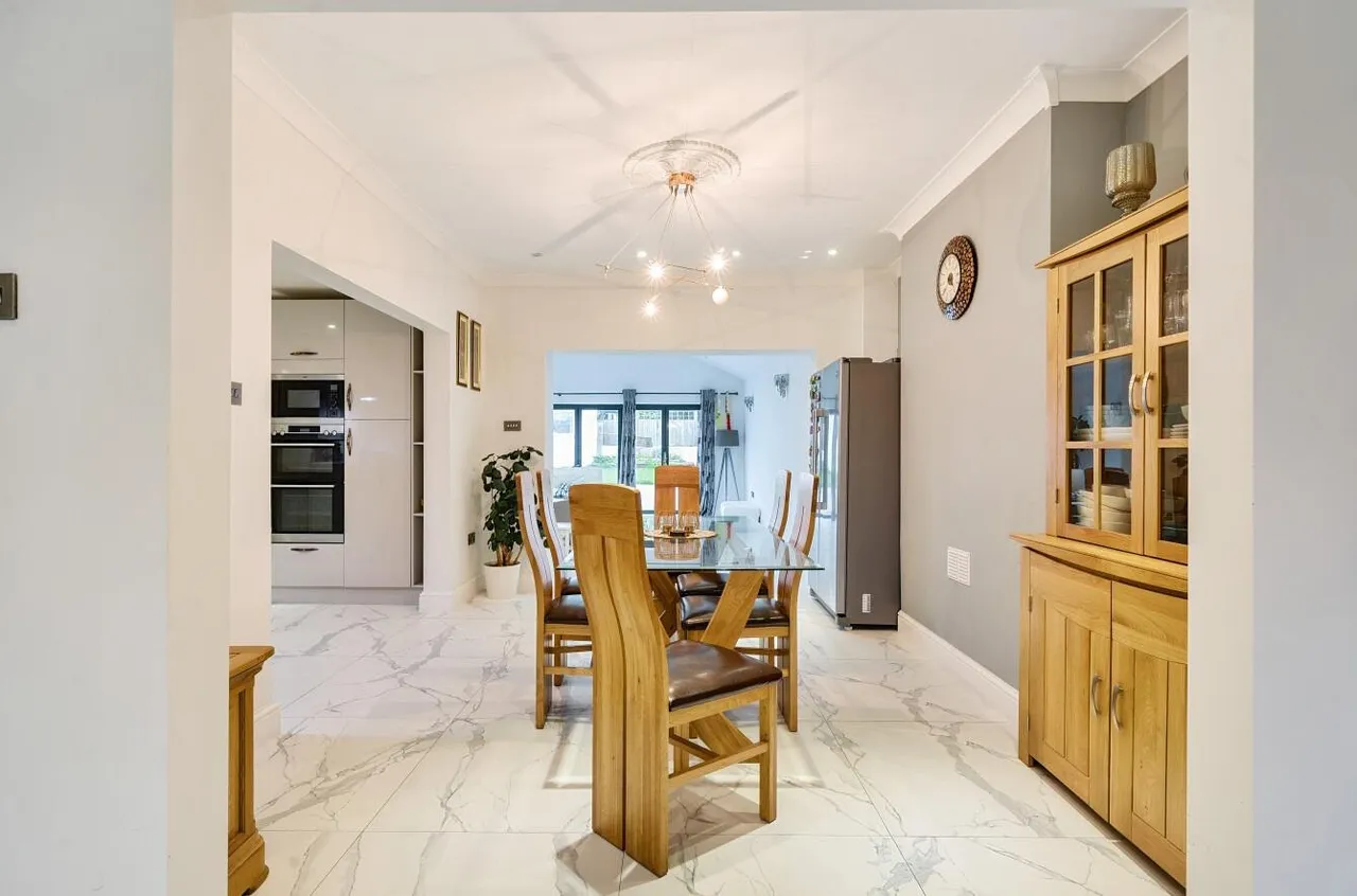 Winkworth Road, Banstead, Surrey, SM7 2QT, photo 10