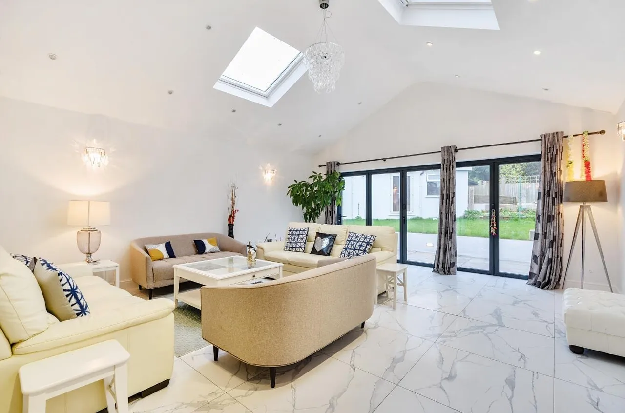 Winkworth Road, Banstead, Surrey, SM7 2QT, photo 9