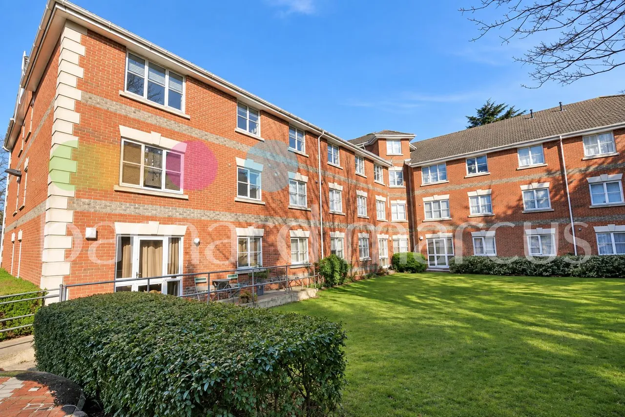 2 bed flat to rent, Haling Park Road, South Croydon, CR2