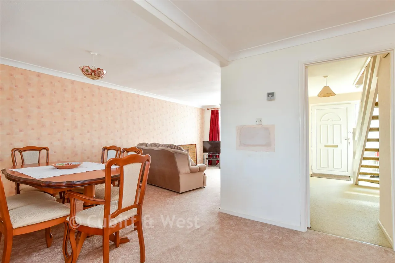Connell Drive, Woodingdean, BN2, photo 3