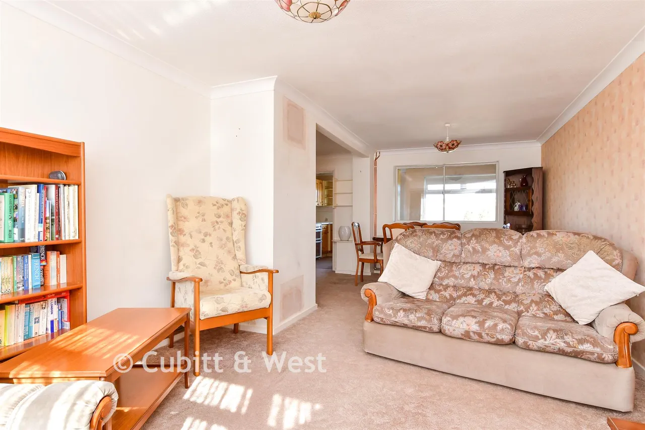 Connell Drive, Woodingdean, BN2, photo 4