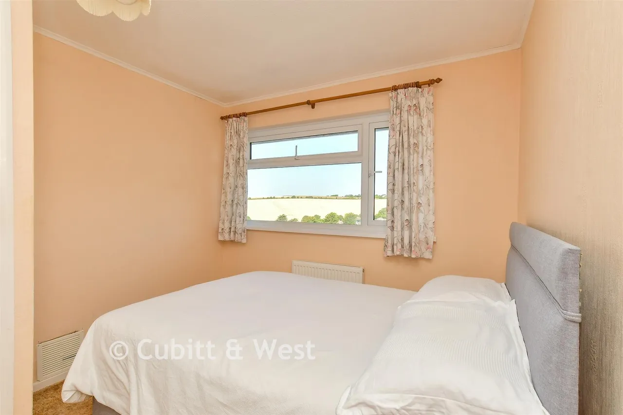 Connell Drive, Woodingdean, BN2, photo 10