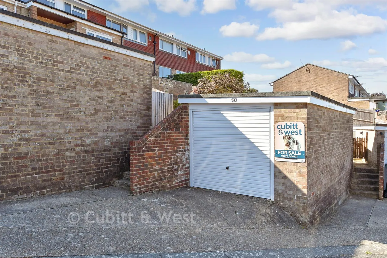 Connell Drive, Woodingdean, BN2, photo 14