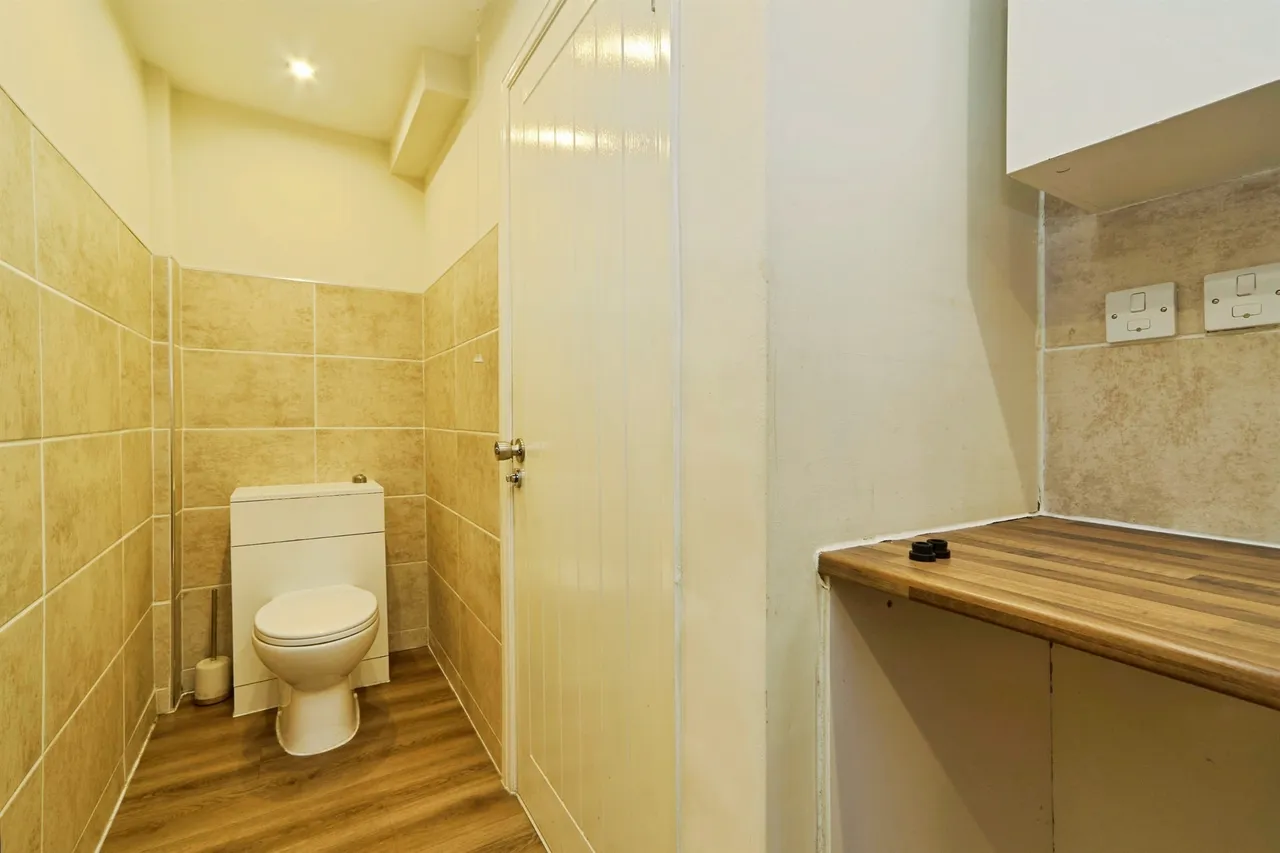 North Bank Road, Bingley, BD16, photo 12