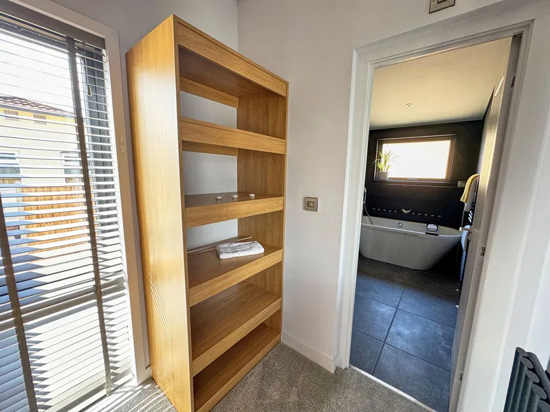 Weybridge Park Estate Weybridge Road, Addlestone KT15 2RF, photo 12