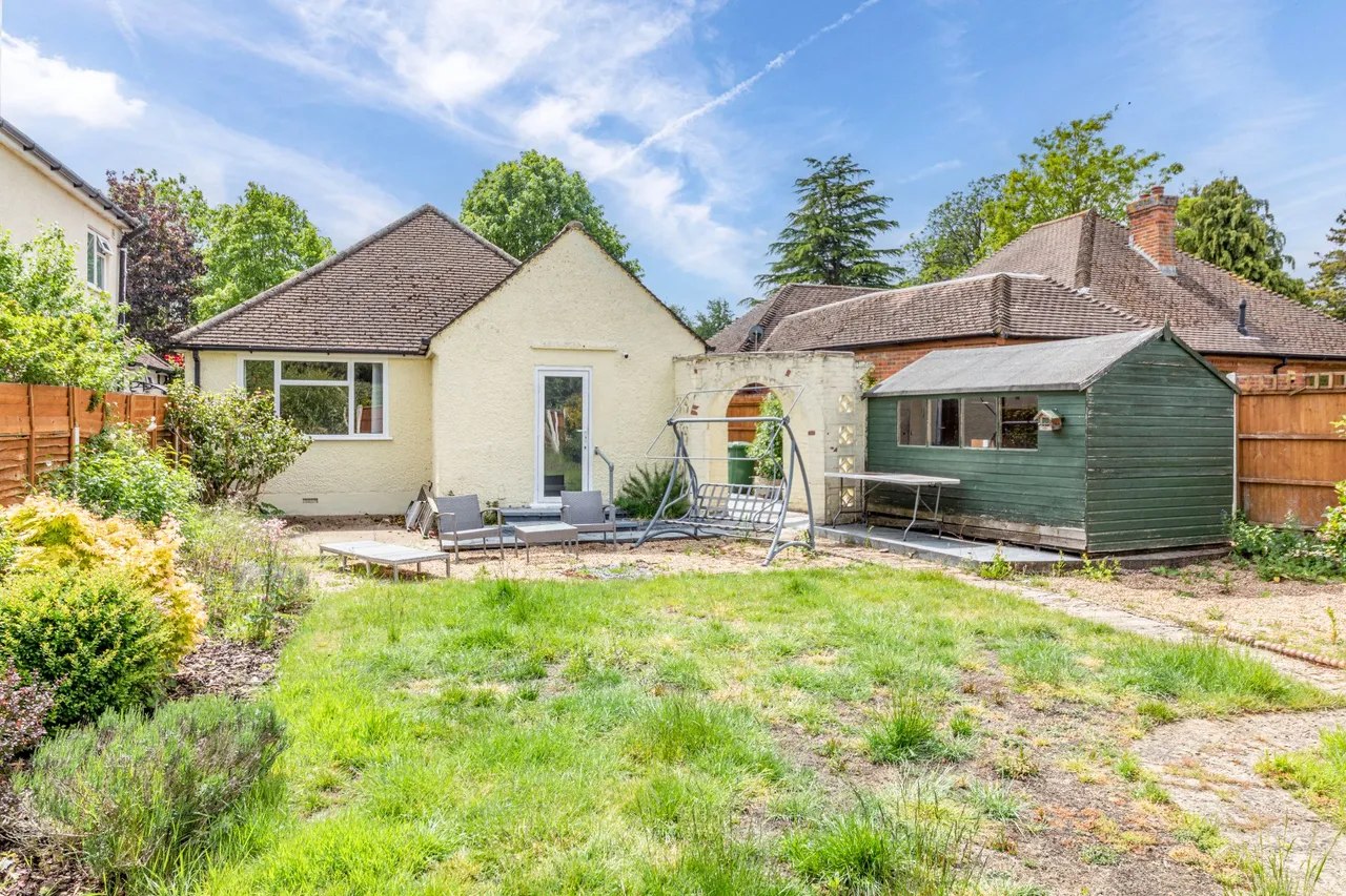 Floyds Lane, Woking, GU22, photo 16