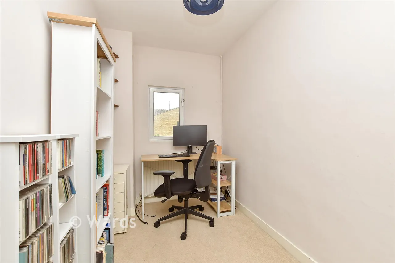 St. Mary's Road, Faversham, ME13, photo 8