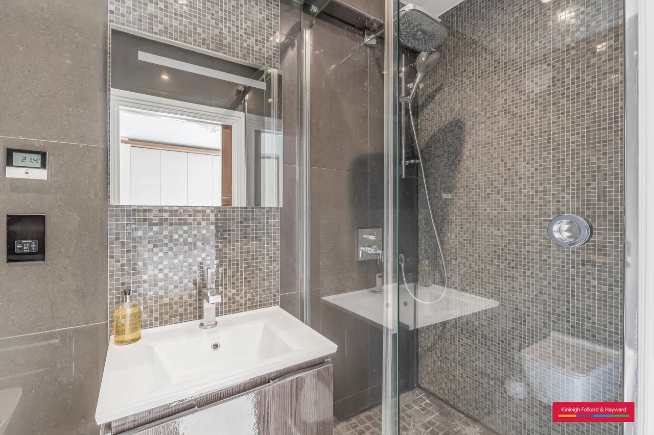 Dawes Road, London, SW6, photo 10