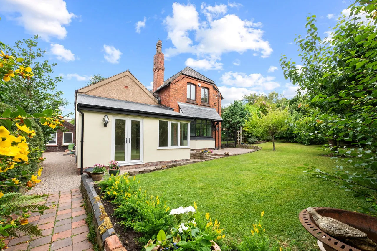 4 bed house for sale — Rainford Road, Dentons Green, St. Helens, St. Helens, WA10 6BX