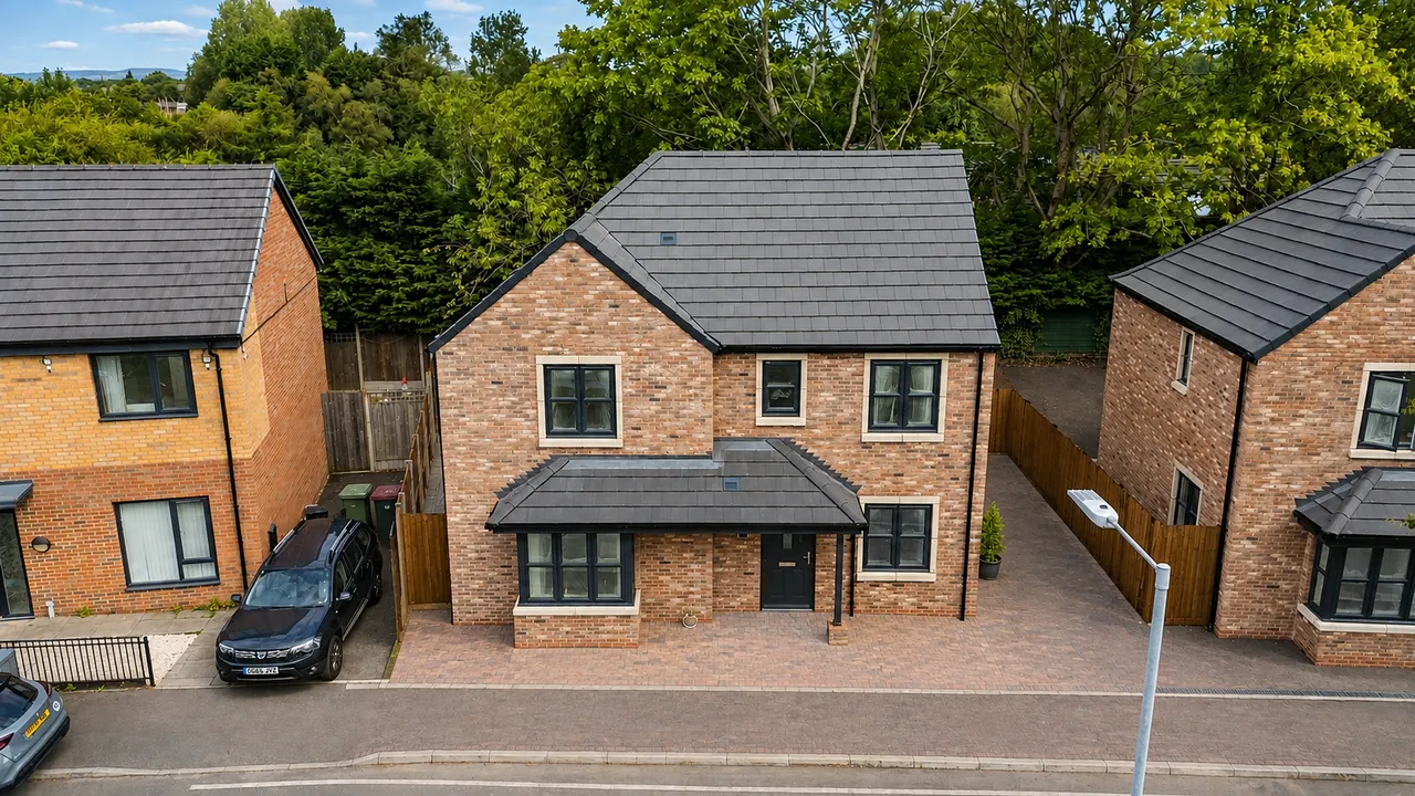 Plot 1 Bramblefield, Park Road, Little Lever, Bolton, BL3 1DP, photo 22