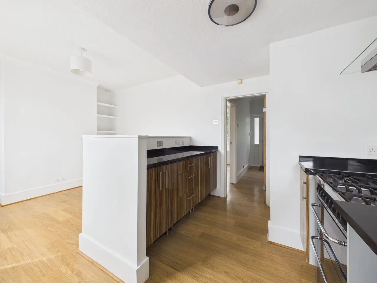Victoria Road, Morley, LS27, photo 5