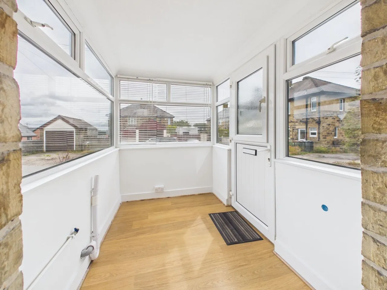 Victoria Road, Morley, LS27, photo 9
