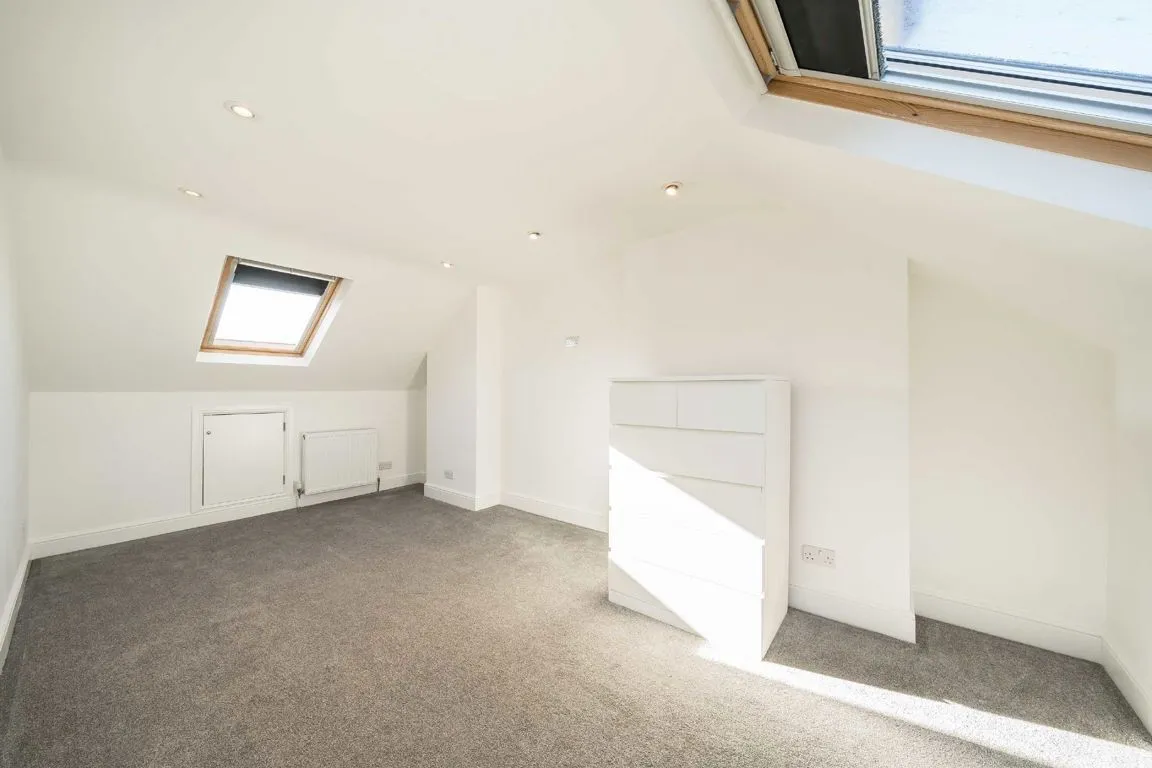 Gleneagle Road, SW16, photo 9