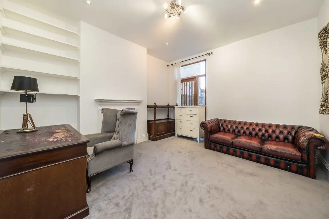 Gleneagle Road, SW16, photo 5