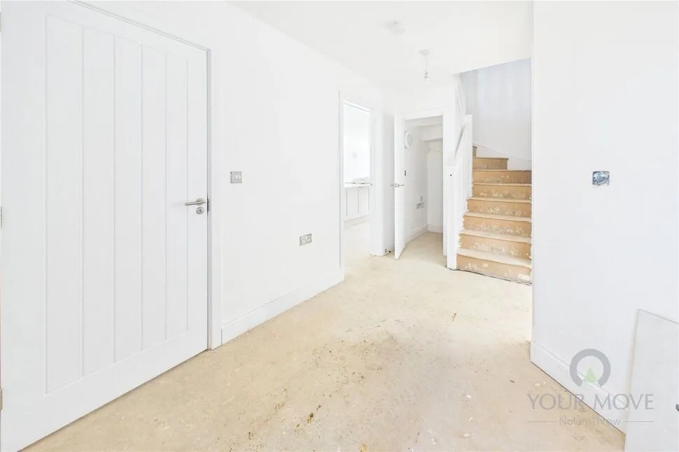 Forest Road, Hartwell, NN7, photo 12