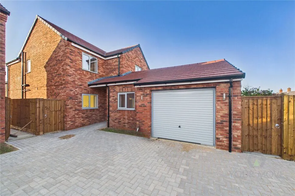 Forest Road, Hartwell, NN7, photo 16