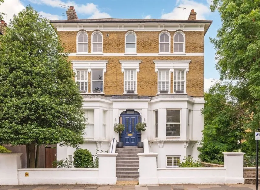 3 bed flat for sale — Churchfield Road, Northfields, W13