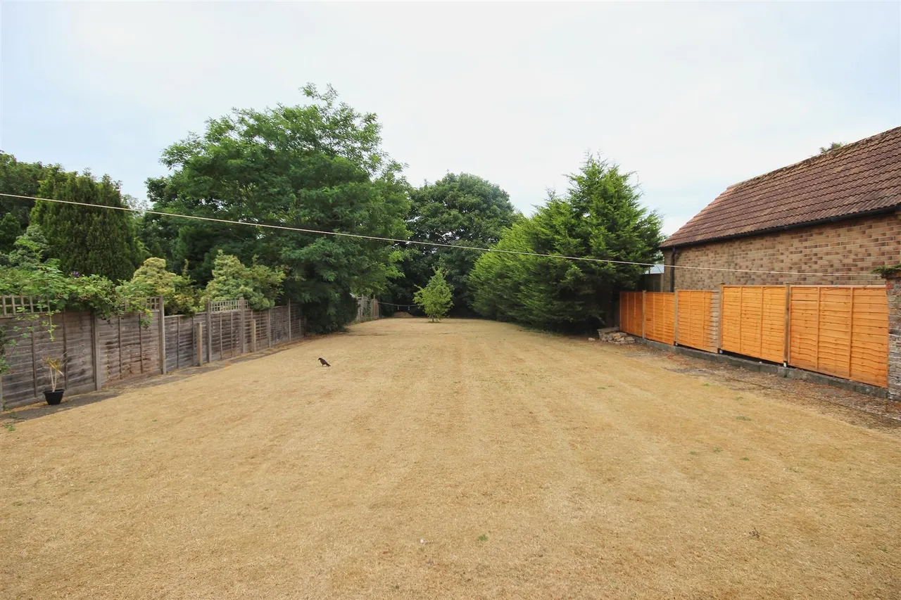 Southgate, Hornsea, photo 11