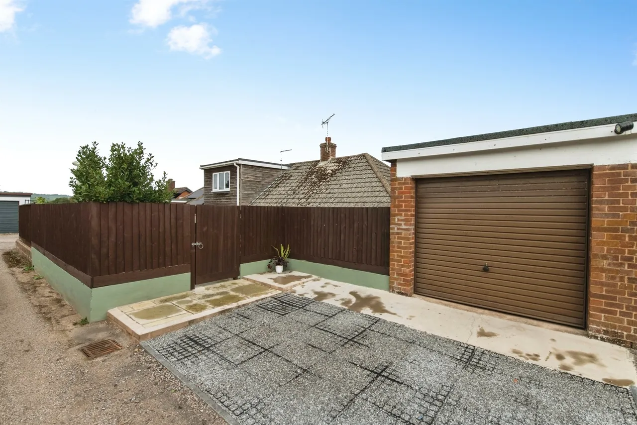 Branscombe Road, Tiverton, EX16, photo 14