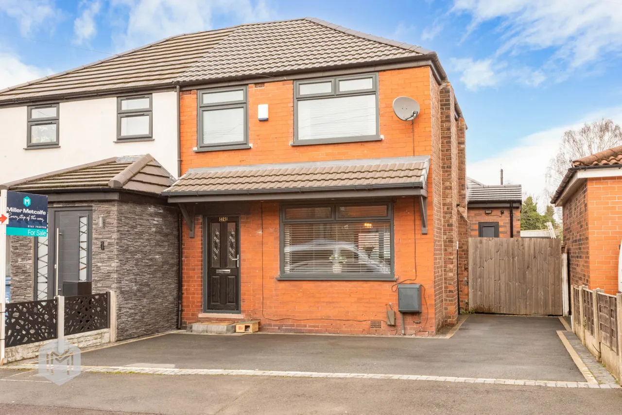 3 bed house for sale — Weymouth Road, Eccles, Manchester, M30 8NN