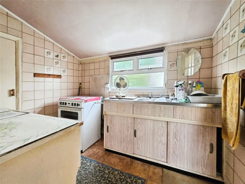 Exeter Road, Kingsteignton, Devon, TQ12, photo 4