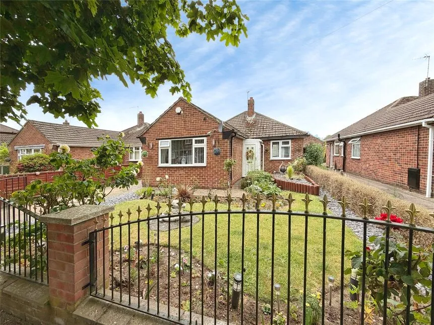 2 bed house for sale — Grange Crescent, Lincoln, Lincolnshire, LN6