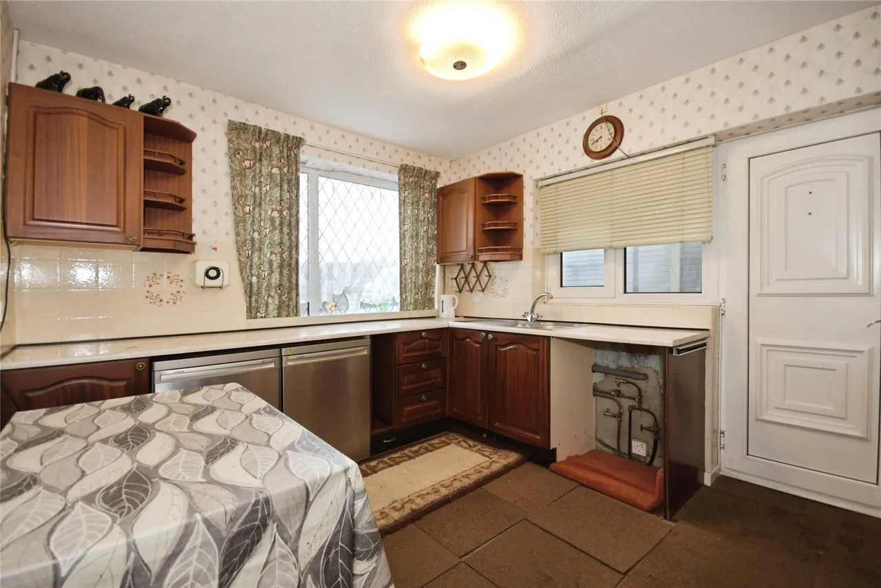 Central Drive, Buxton, Derbyshire, SK17, photo 4