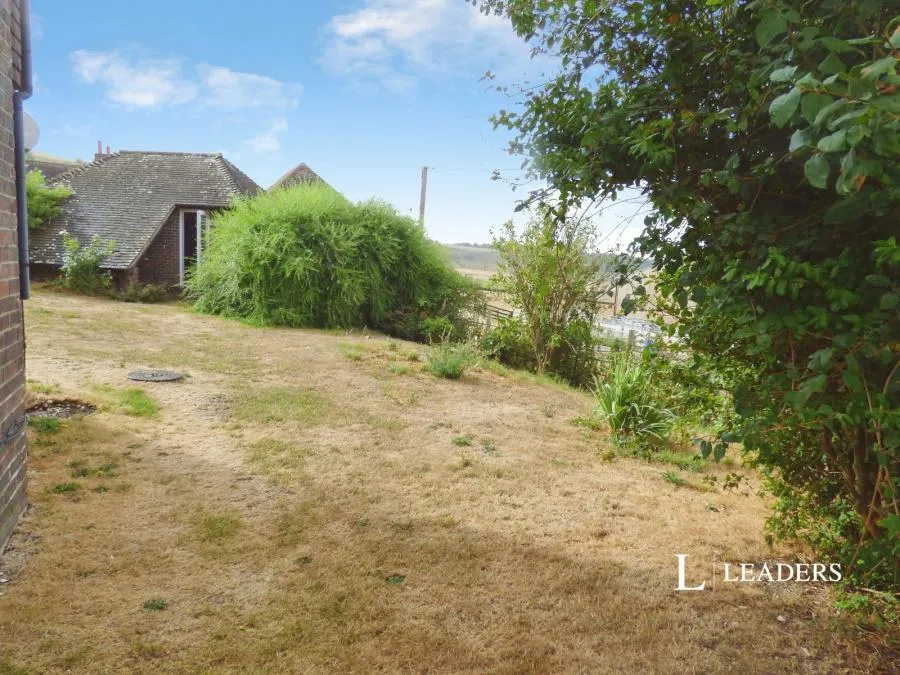 Long Furlong, Findon, BN14, photo 2