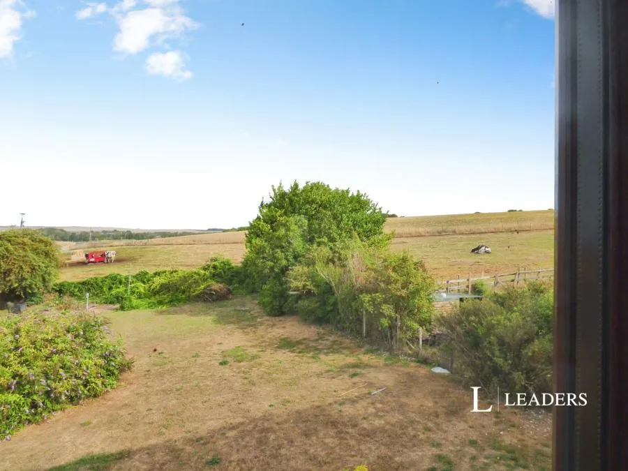 Long Furlong, Findon, BN14, photo 16