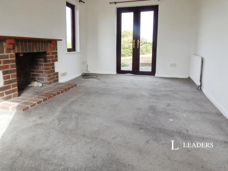 Long Furlong, Findon, BN14, photo 3