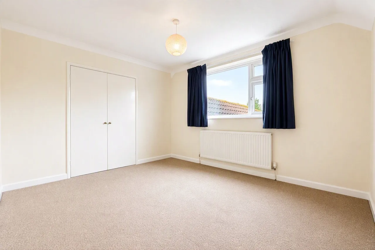 Chosen Way, Hucclecote, Gloucester, Gloucestershire, GL3, photo 9