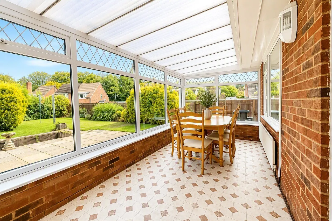 Chosen Way, Hucclecote, Gloucester, Gloucestershire, GL3, photo 7