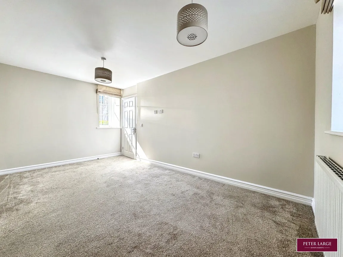 Ffordd Brenig, St. Asaph, Denbighshire, LL17 0EZ, photo 7