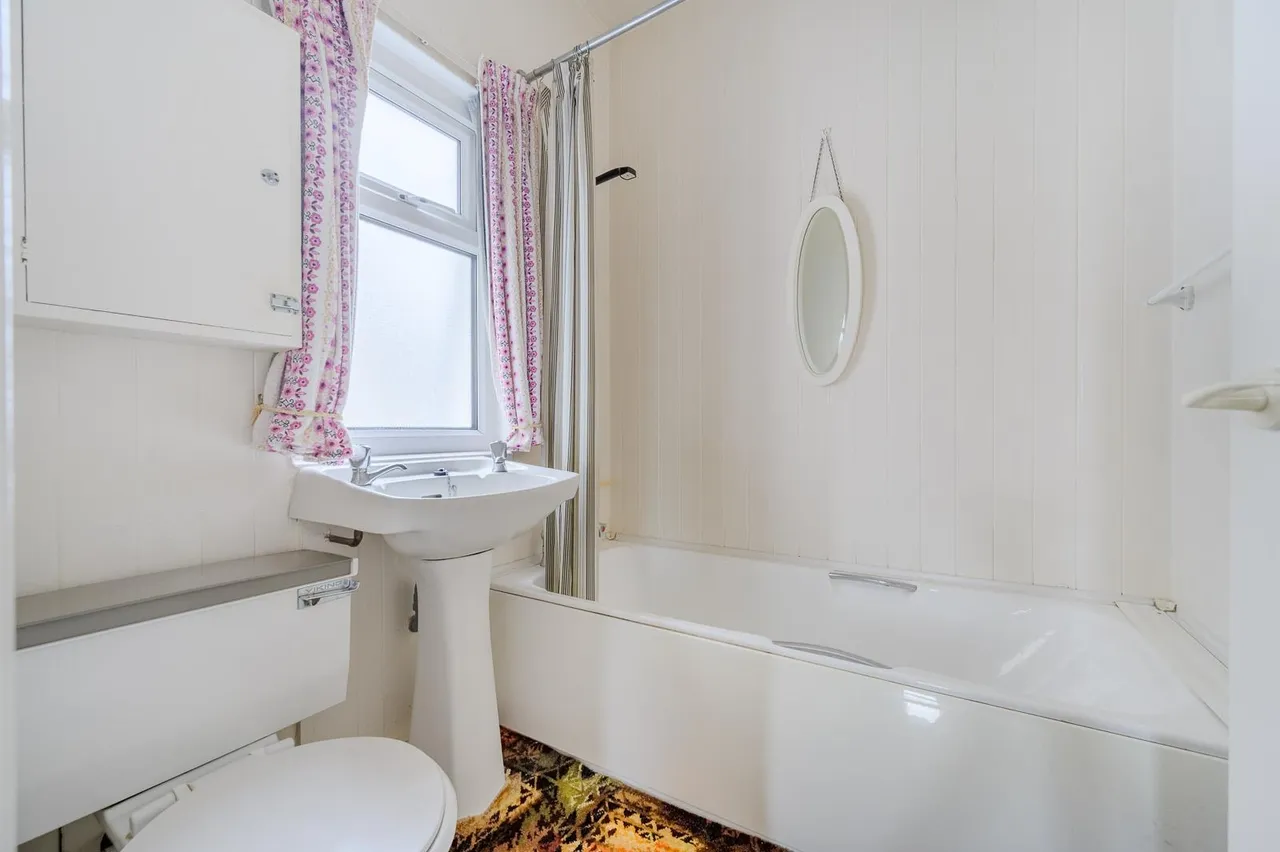 Park Avenue, holywood, BT18, photo 22