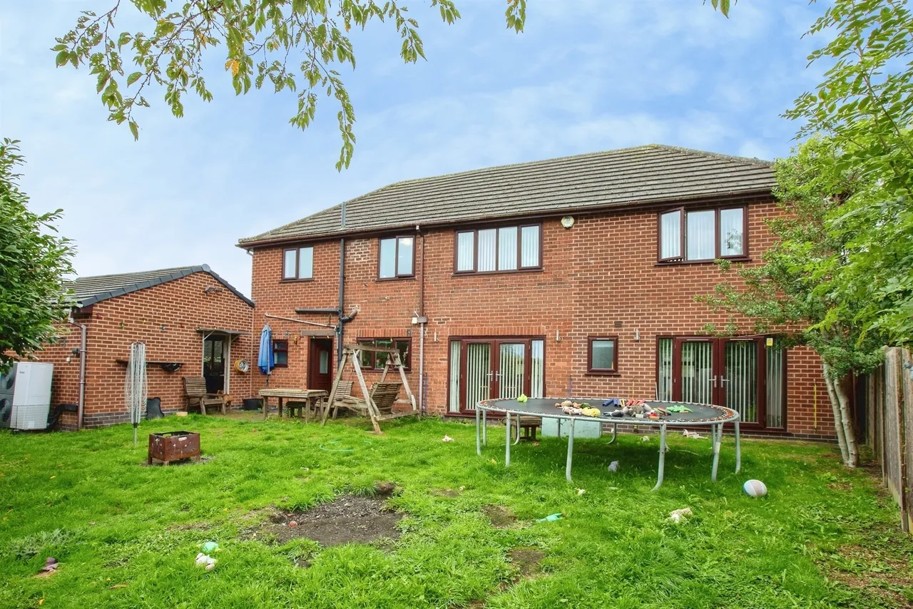 Mansfield Road, Alfreton, DE55, photo 25