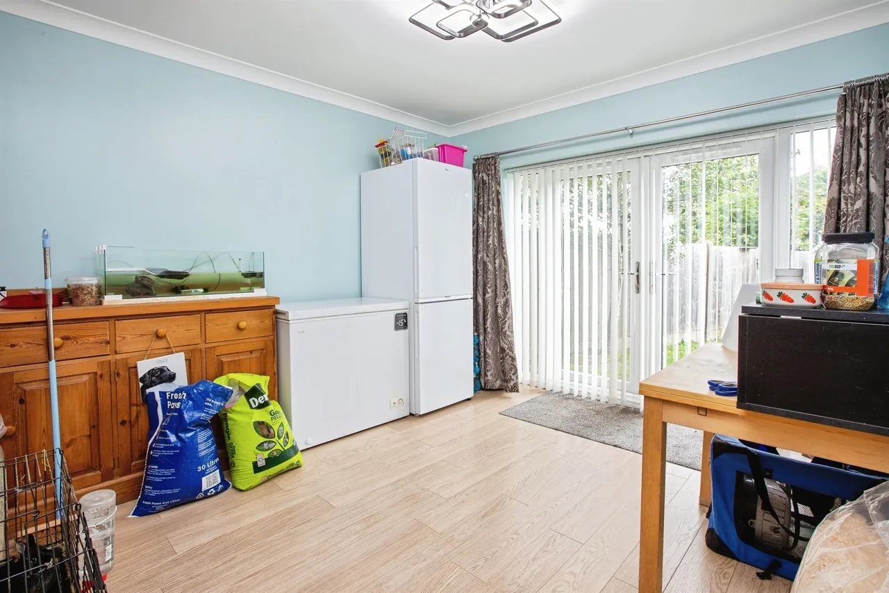 Mansfield Road, Alfreton, DE55, photo 13