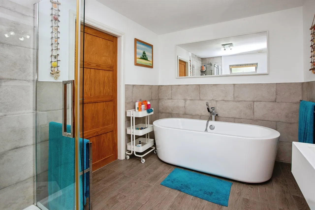 Mansfield Road, Alfreton, DE55, photo 19