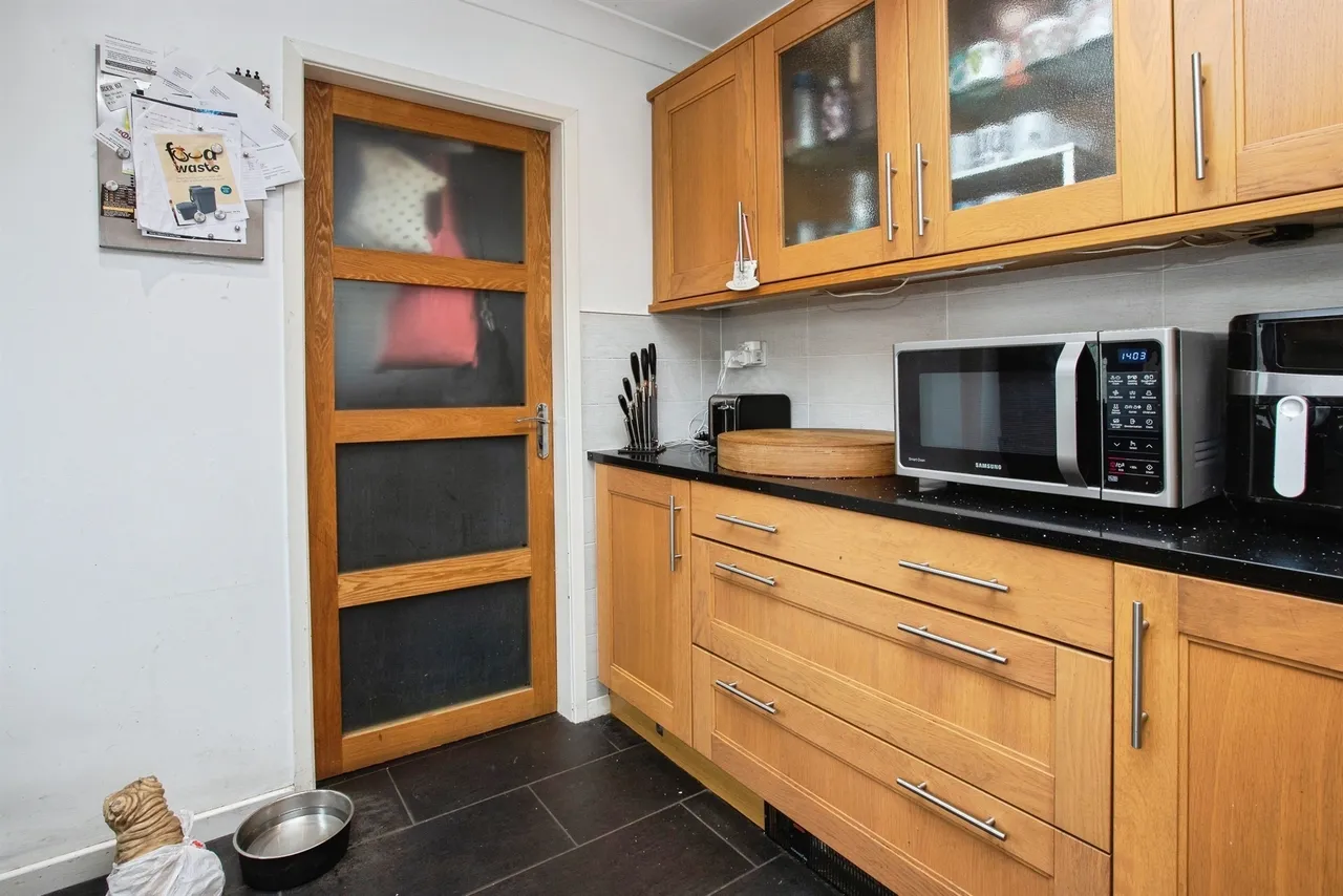 Mansfield Road, Alfreton, DE55, photo 4