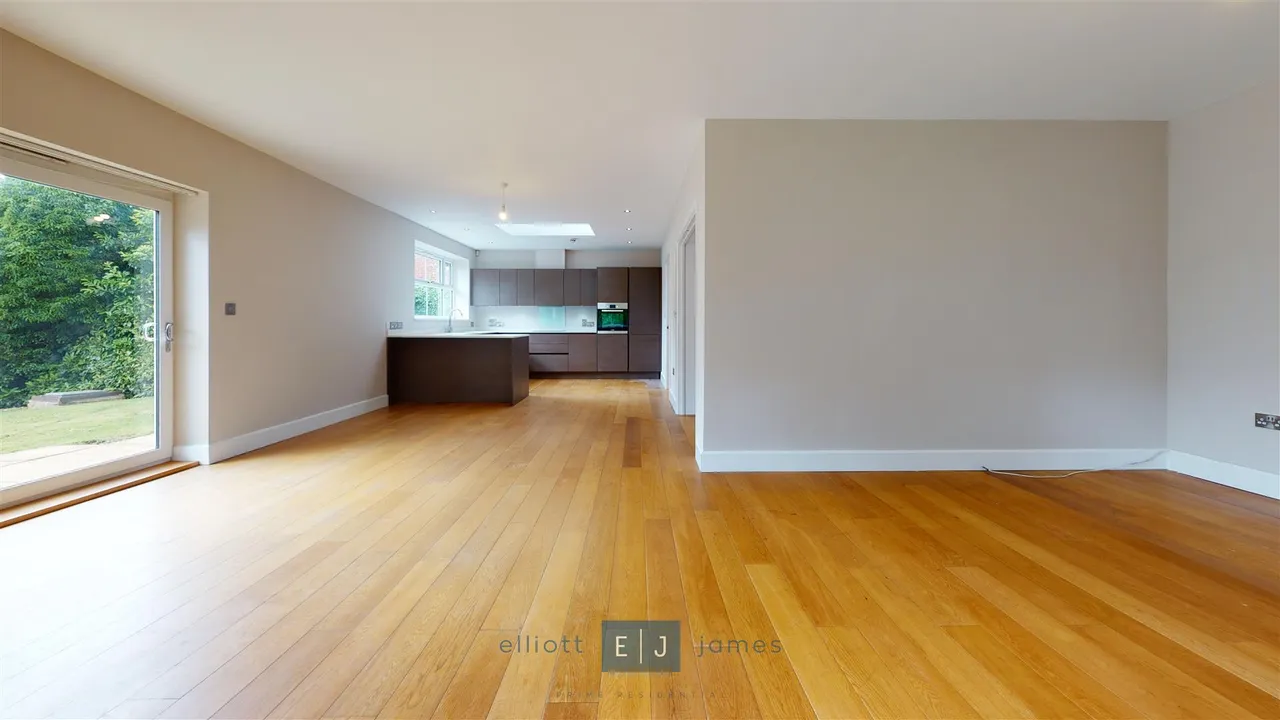 Manor Road, Chigwell, photo 2